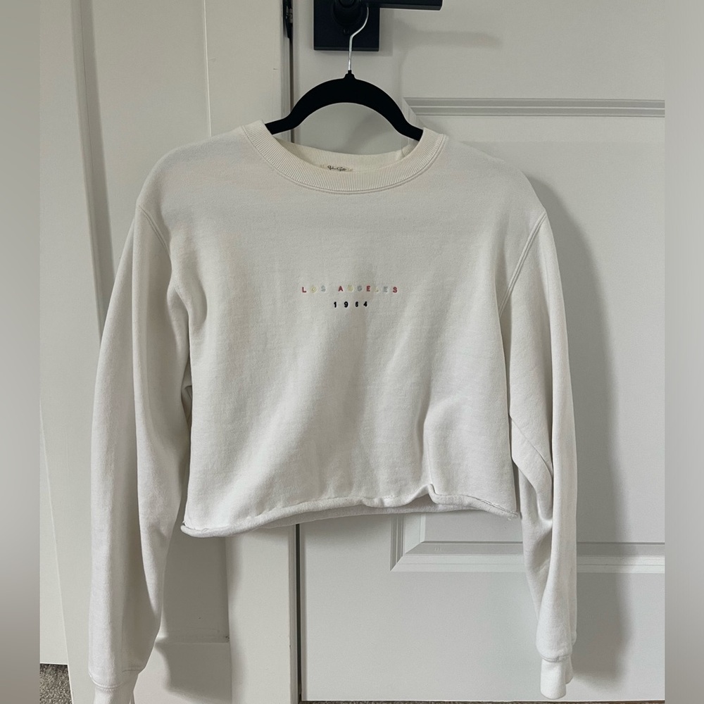 Brandy Melville cropped crewneck